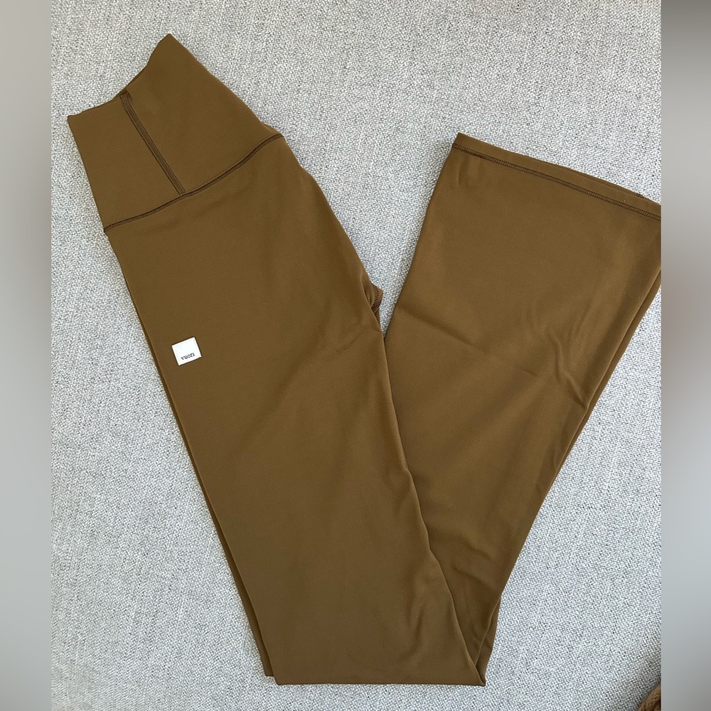 Vuori AllTheFeels Slim Flare - Rum